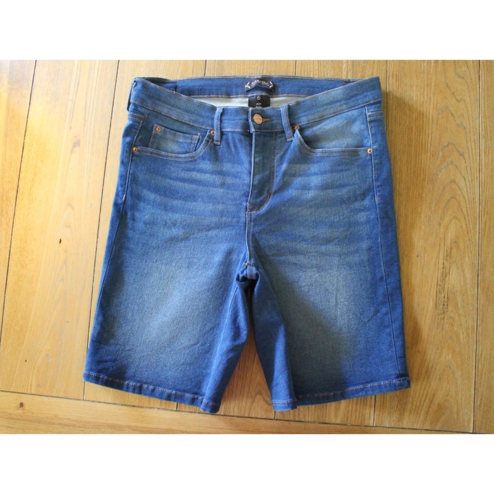 Nanette Lepore Belle High Rise Ankle Skinny Bermuda Jean Shorts 6 28 Preowned